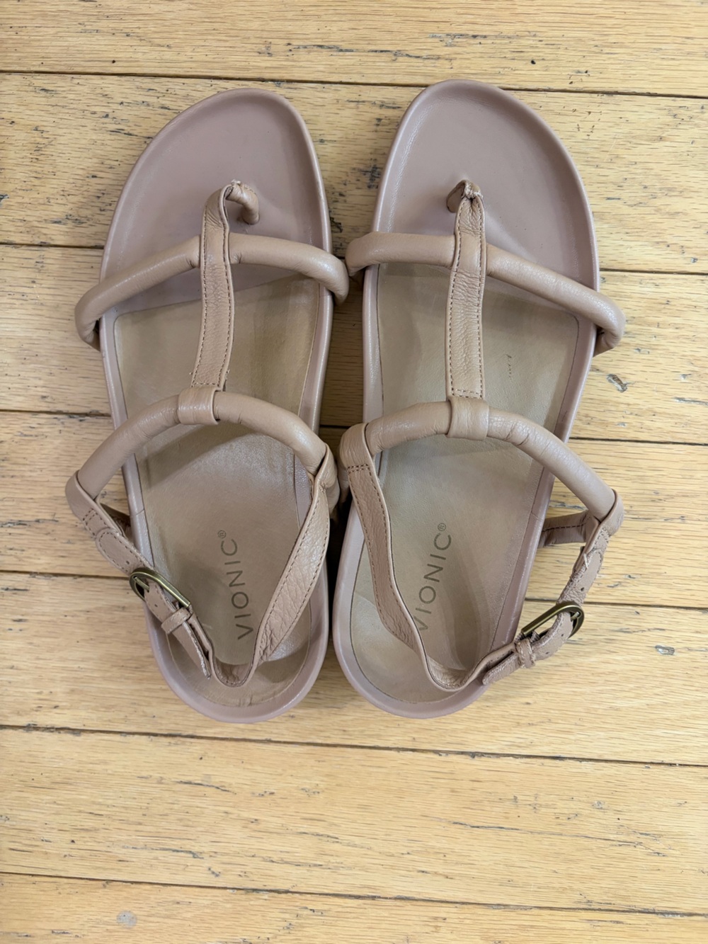 Vionic Tan Strappy Buckle Sandals